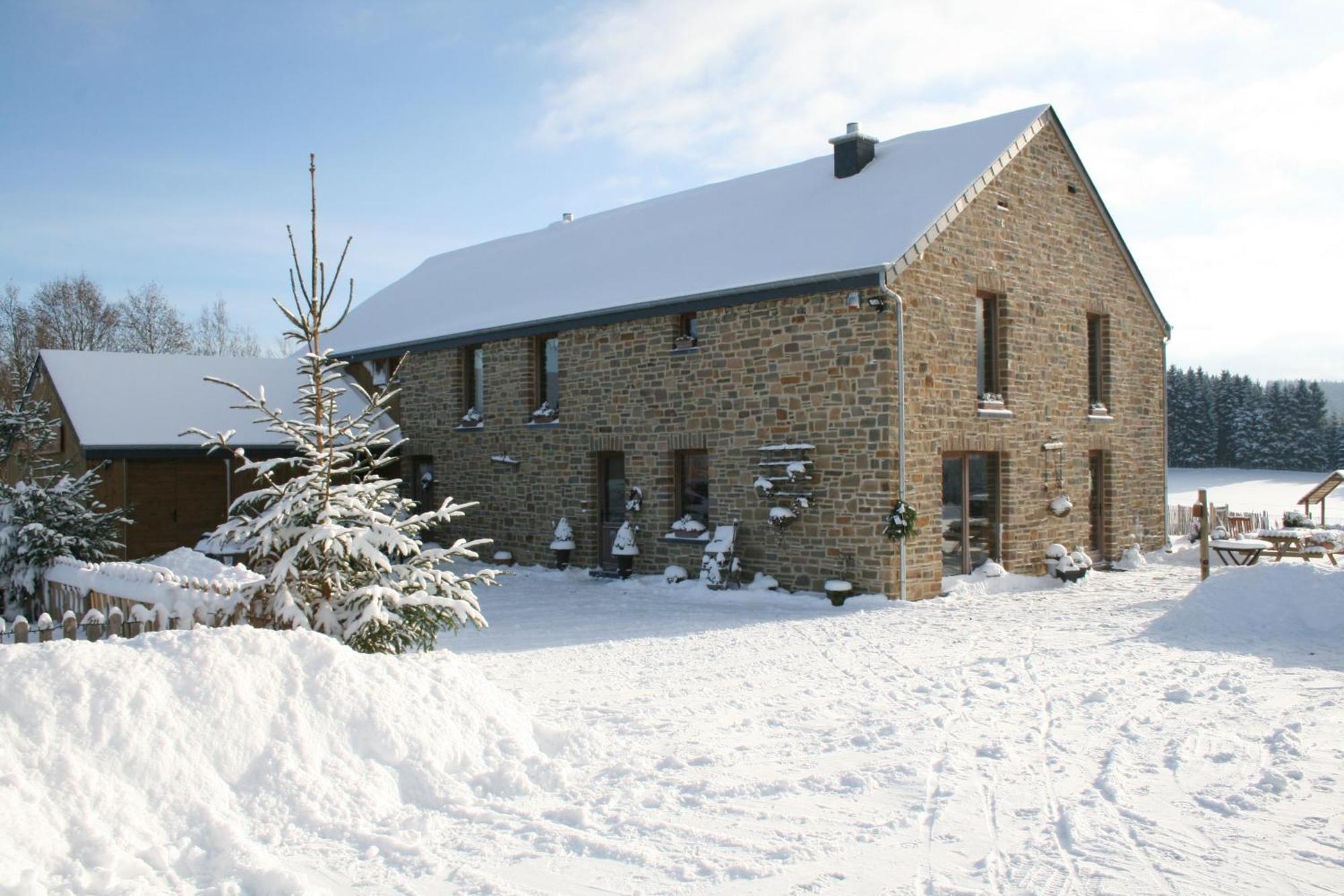 Chambres d'Hôtes Les Trappeurs silence&nature Tenneville Exterior foto